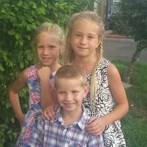 Meet your Posher, Laura